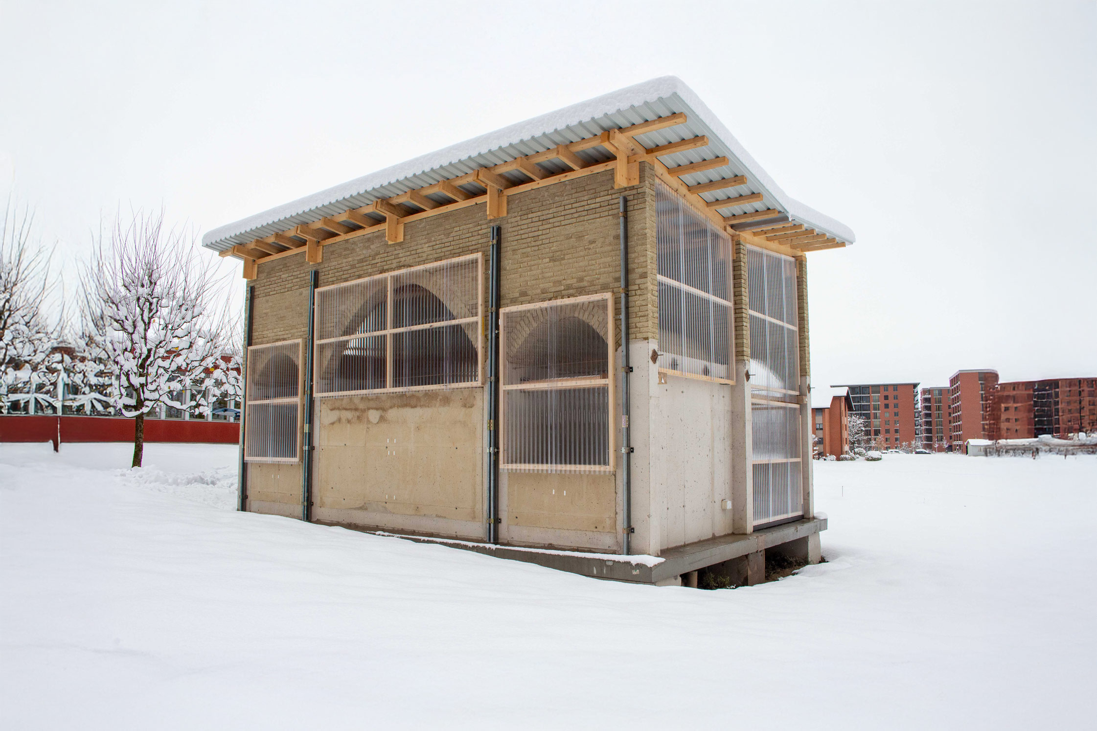 Building with wood and clay